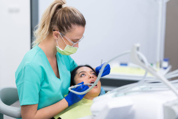 Best Walk-In Emergency Dental Services in East Marion, NY